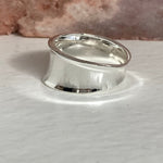 Concave Band Ring